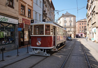 Historická tramvaj po renovaci 05