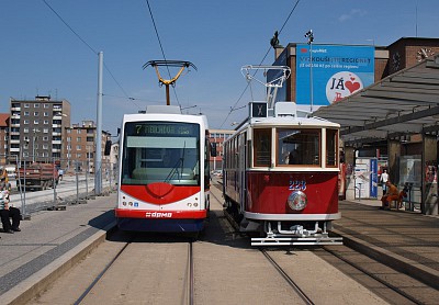 Historická tramvaj po renovaci 07